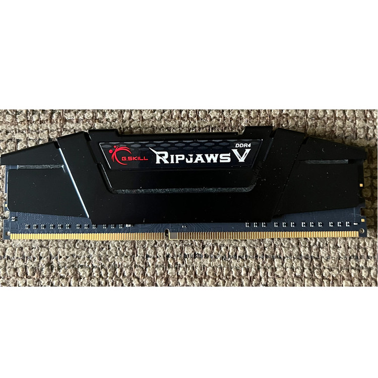 رم دسکتاپ جی اسکیل DDR4 مدل Ripjaws V ظرفیت 16 گیگابایت تک کاناله 3200 مگاهرتز CL16