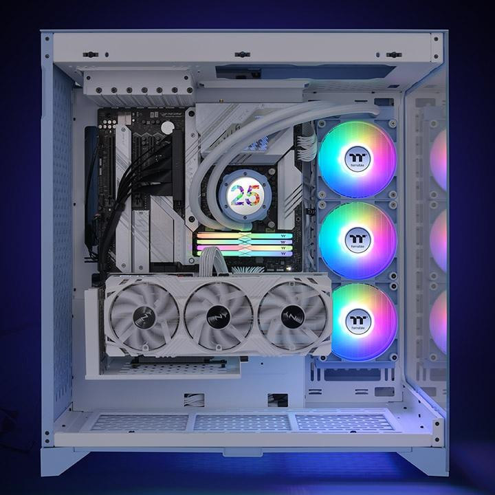 سیستم خنک کننده آبی ترمالتیک مدل THERMALTAKE TH360 V2 Ultra ARGB